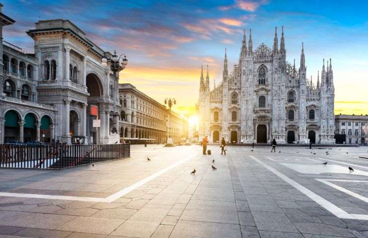 piazza e duomo di milano
